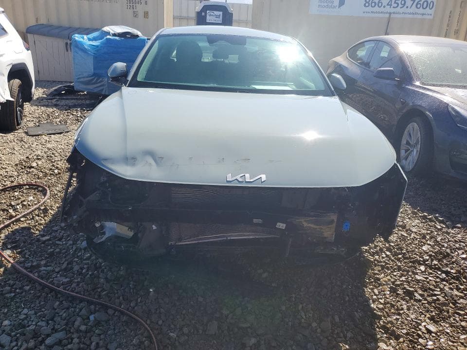 2025 KIA K4 LXS 5