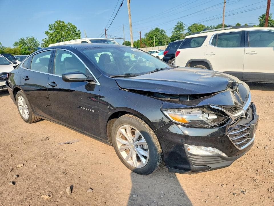 2022 CHEVROLET MALIBU LT 4