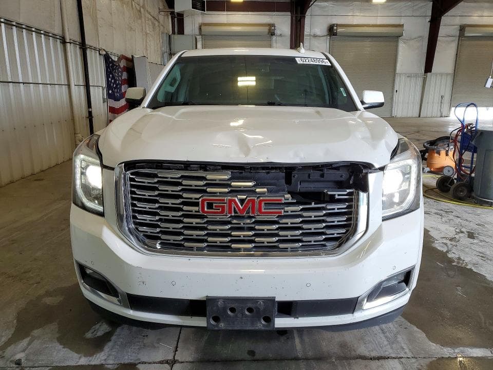 2018 GMC YUKON DENALI 5