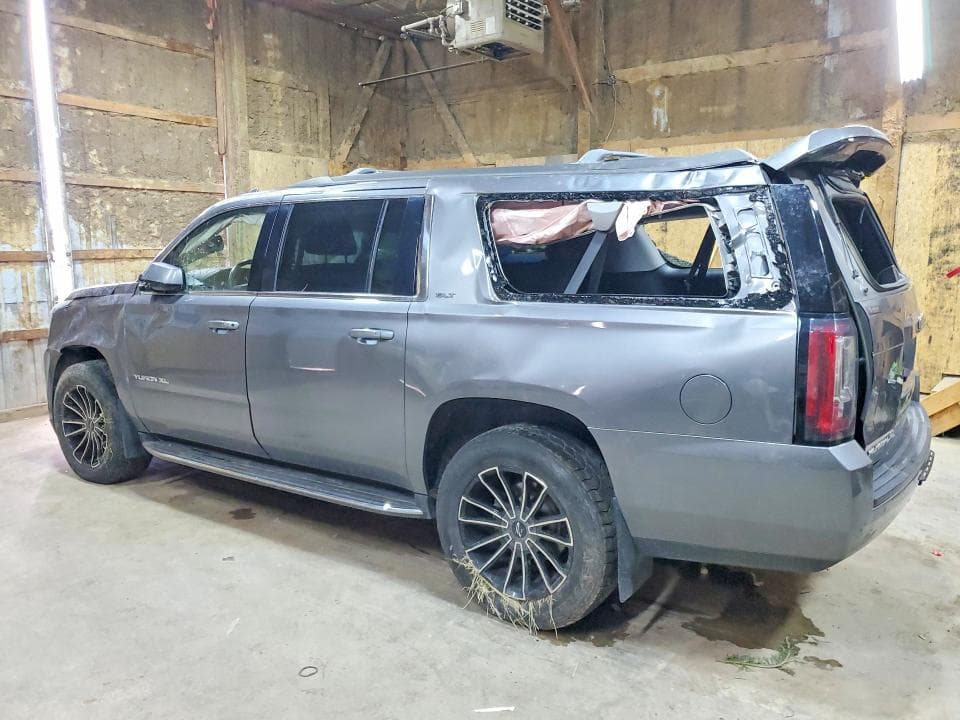 2018 GMC YUKON XL K1500 SLT 2