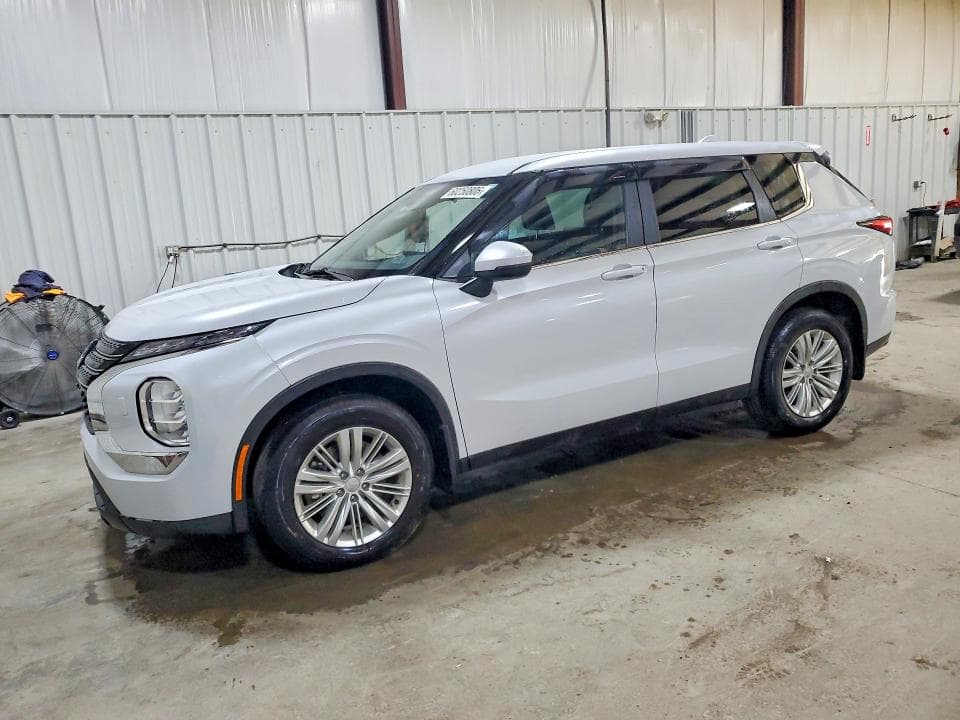 2022 MITSUBISHI OUTLANDER ES - 1