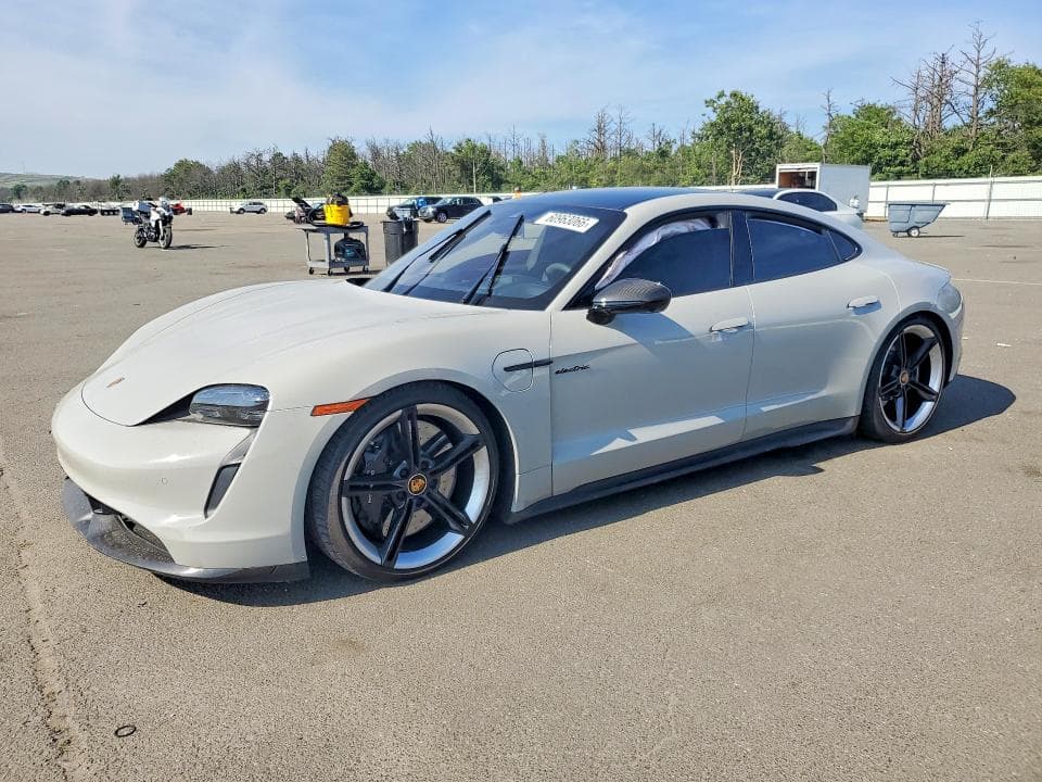 2021 PORSCHE TAYCAN TURBO - 1