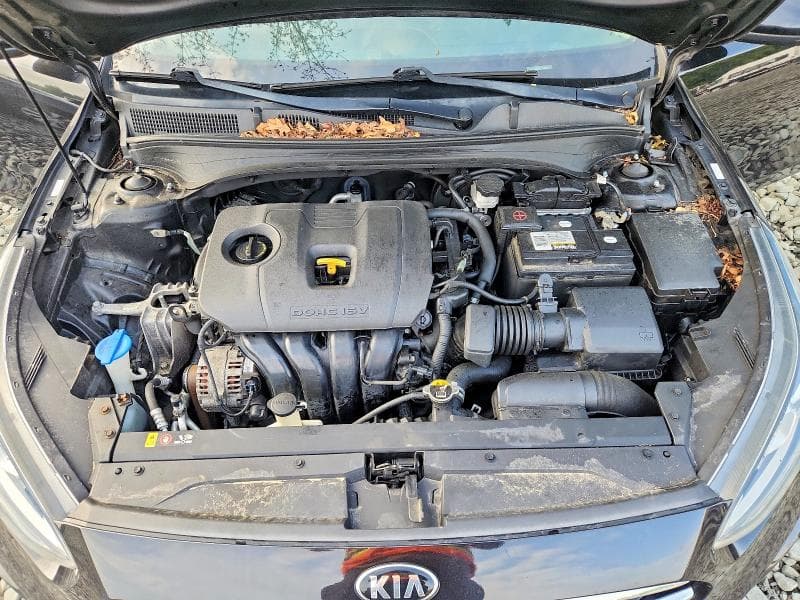 2019 KIA FORTE S 11