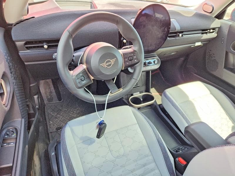 2025 MINI COOPER S 8