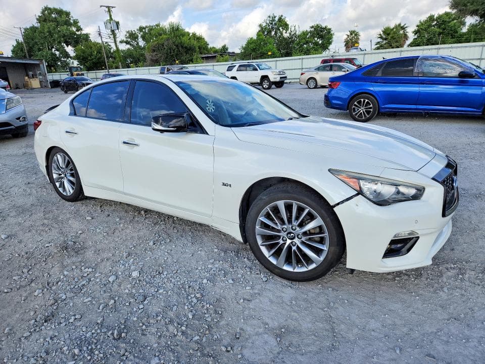 2018 INFINITI Q50 3.0T LUXE 4
