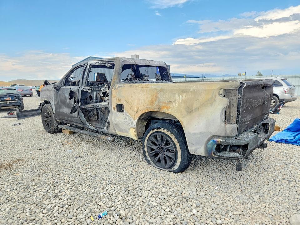 2021 CHEVROLET SILVERADO K1500 LTZ 2