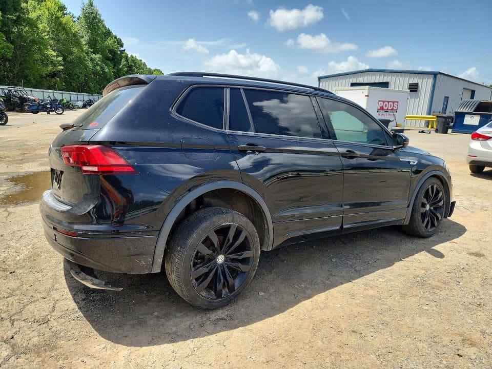 2021 VOLKSWAGEN TIGUAN SE 3