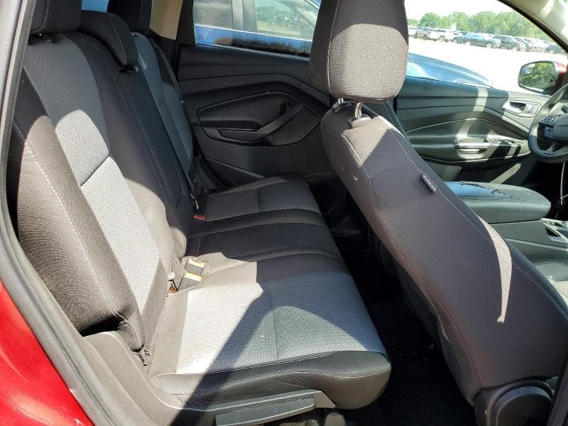 2017 FORD ESCAPE SE 11