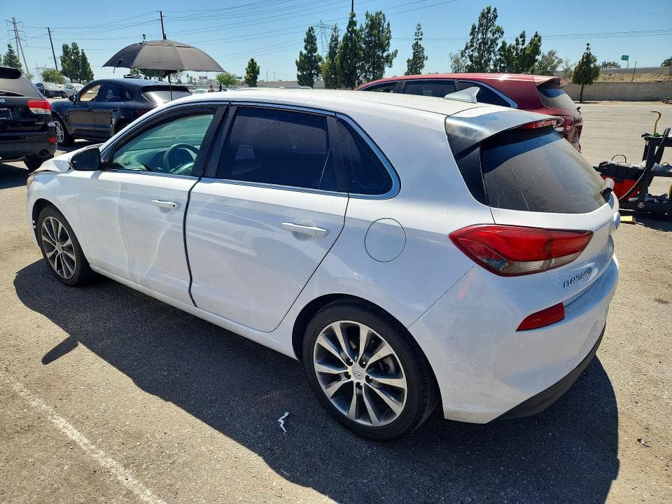 2018 HYUNDAI ELANTRA GT BASE 2