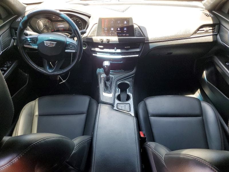 2022 CADILLAC CT4 LUXURY 8