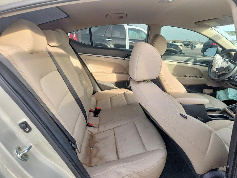 2017 HYUNDAI ELANTRA SE 10