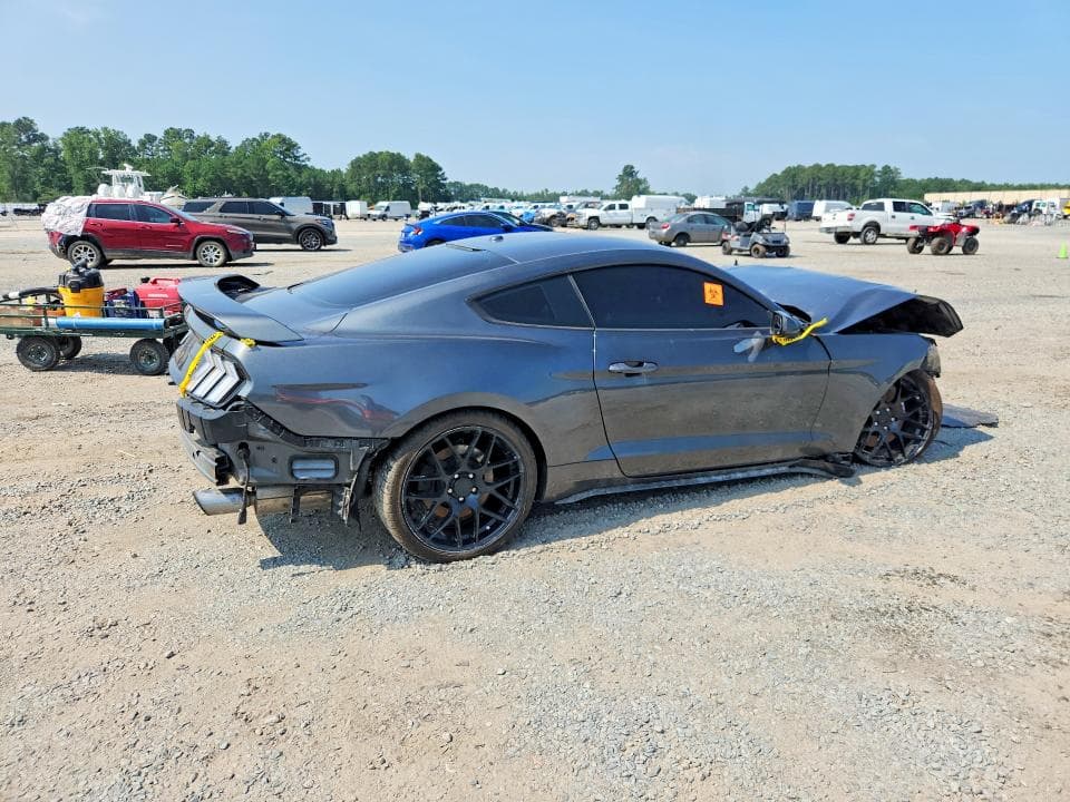 2019 FORD MUSTANG 3