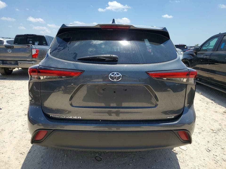 2020 TOYOTA HIGHLANDER XLE 6