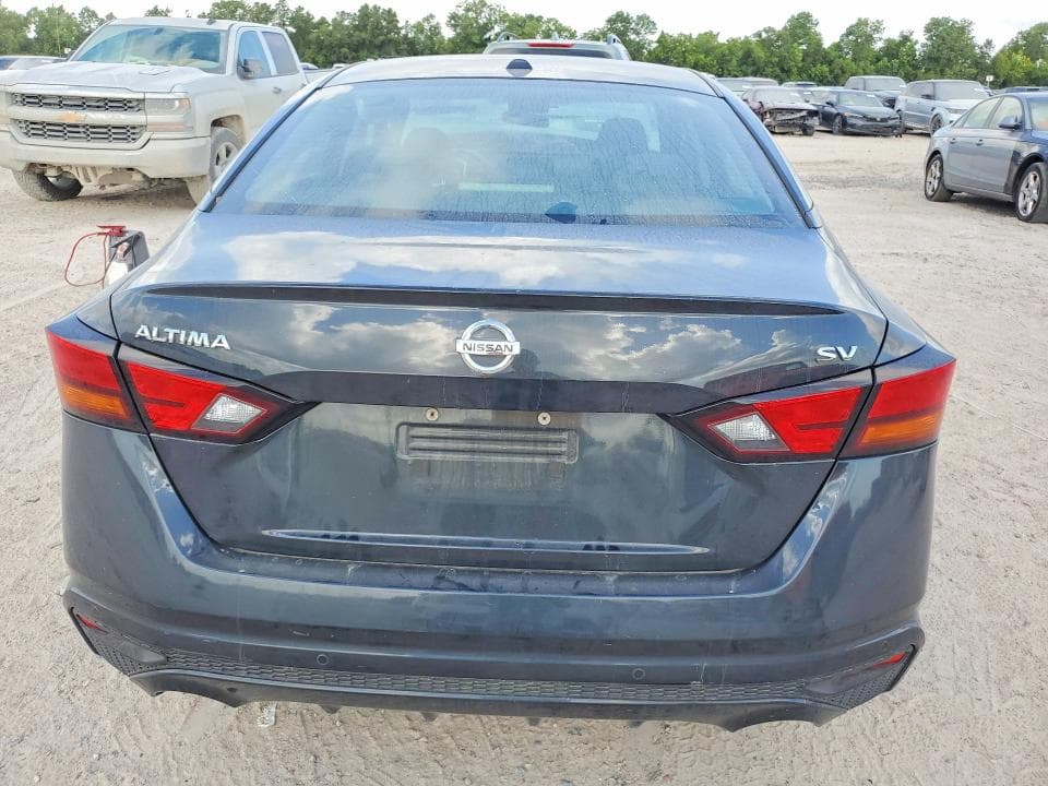 2022 NISSAN ALTIMA SV 6