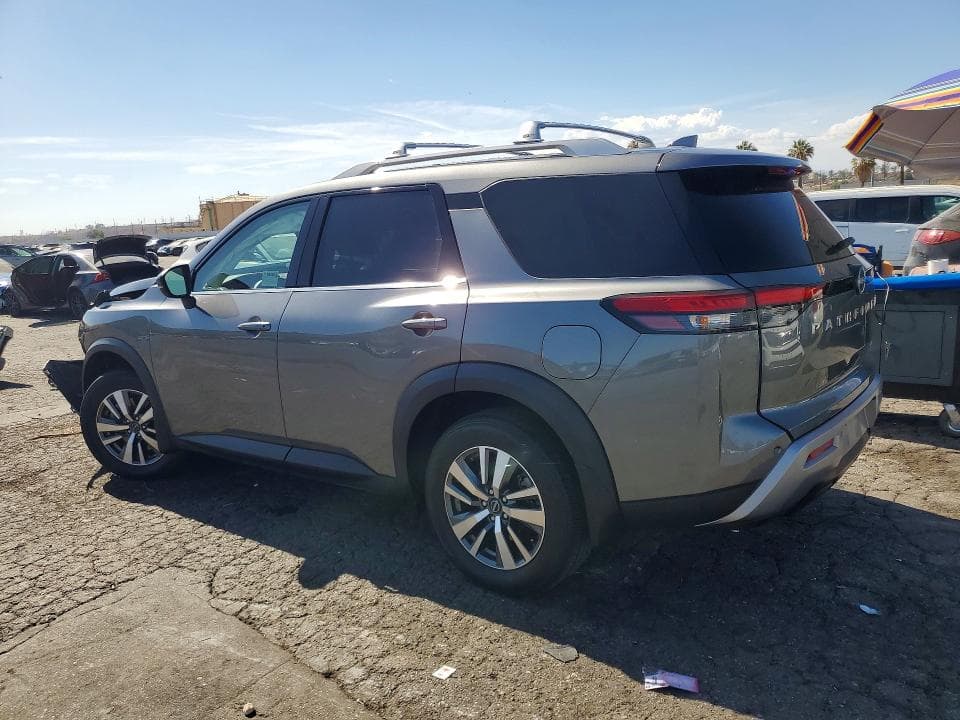 2024 NISSAN PATHFINDER SL 2
