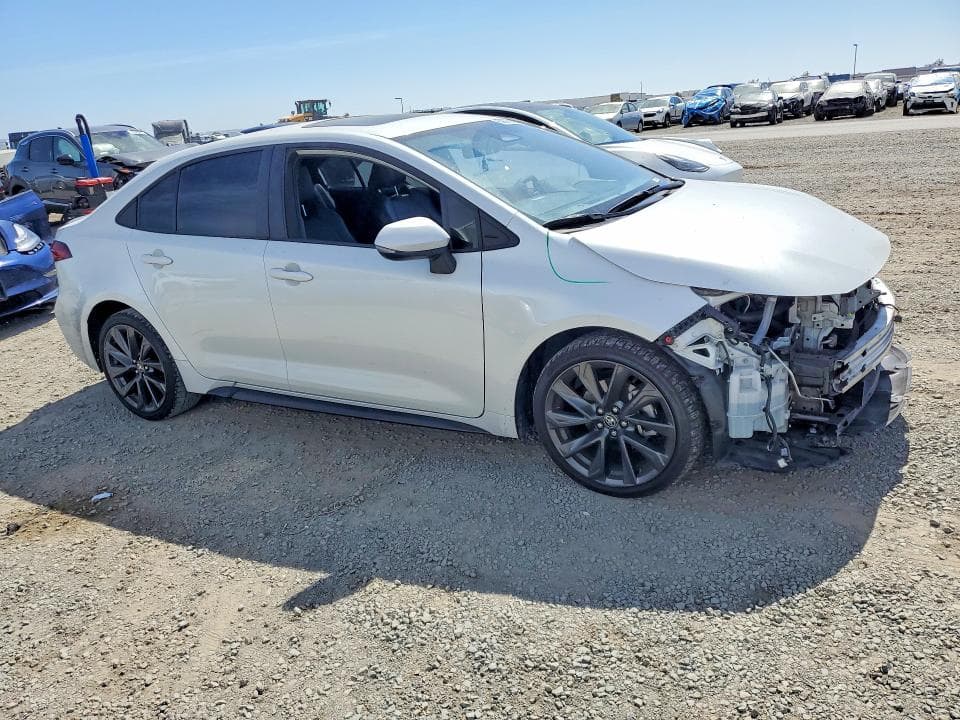 2024 TOYOTA COROLLA XSE 4