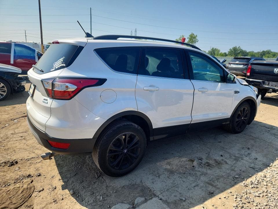 2018 FORD ESCAPE SEL 3