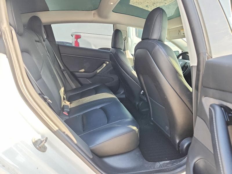 2020 TESLA MODEL 3 10