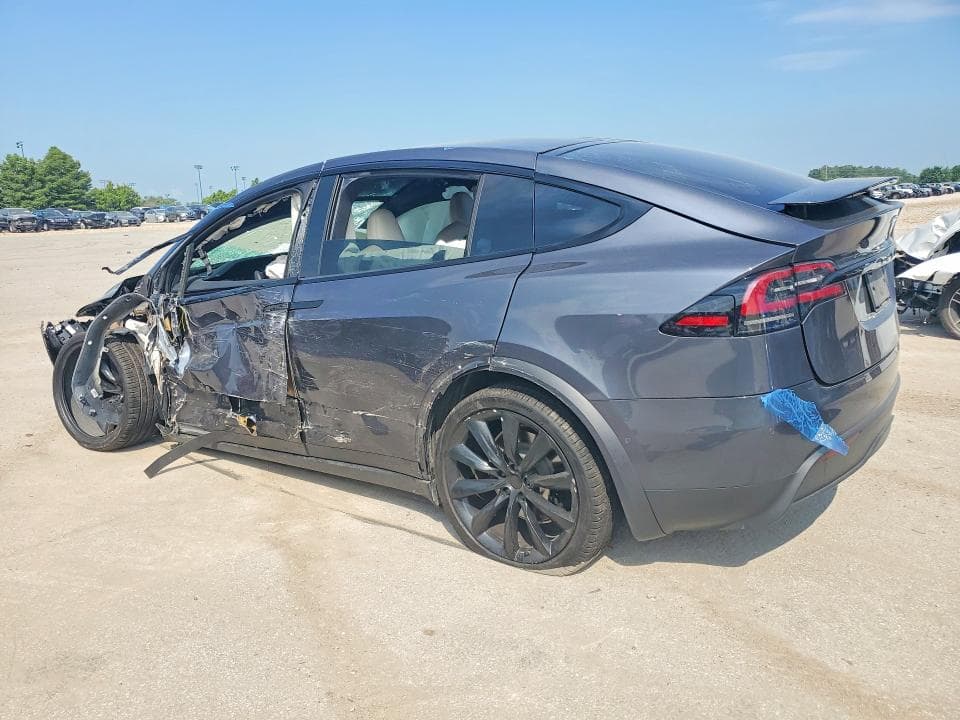 2023 TESLA MODEL X 2