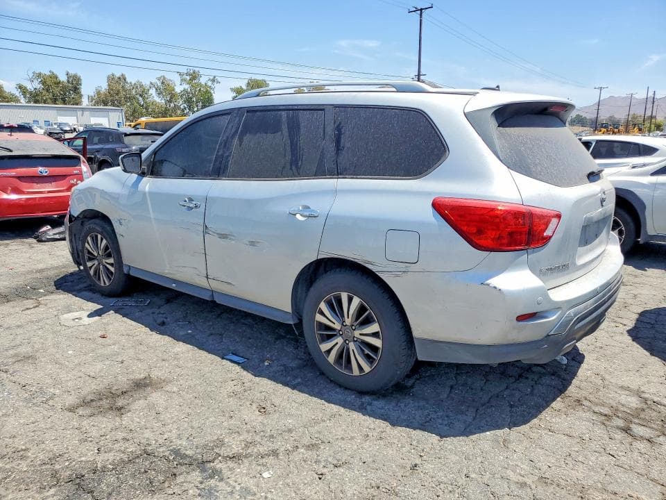 2018 NISSAN PATHFINDER SV 2