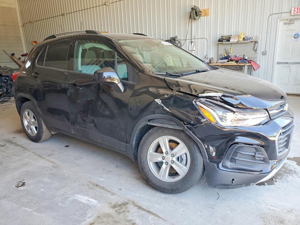 2021 CHEVROLET TRAX 1LT 4