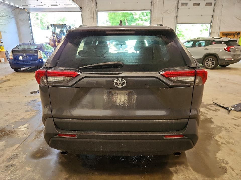 2021 TOYOTA RAV4 LE 6
