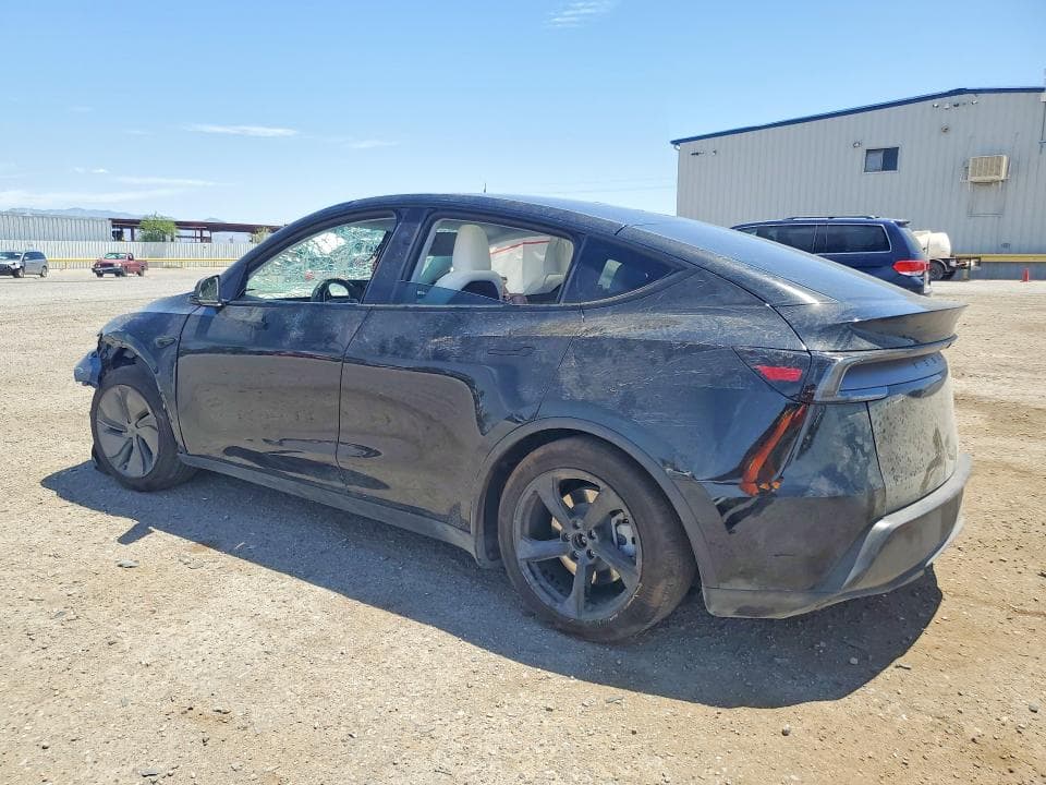 2026 TESLA MODEL Y 2