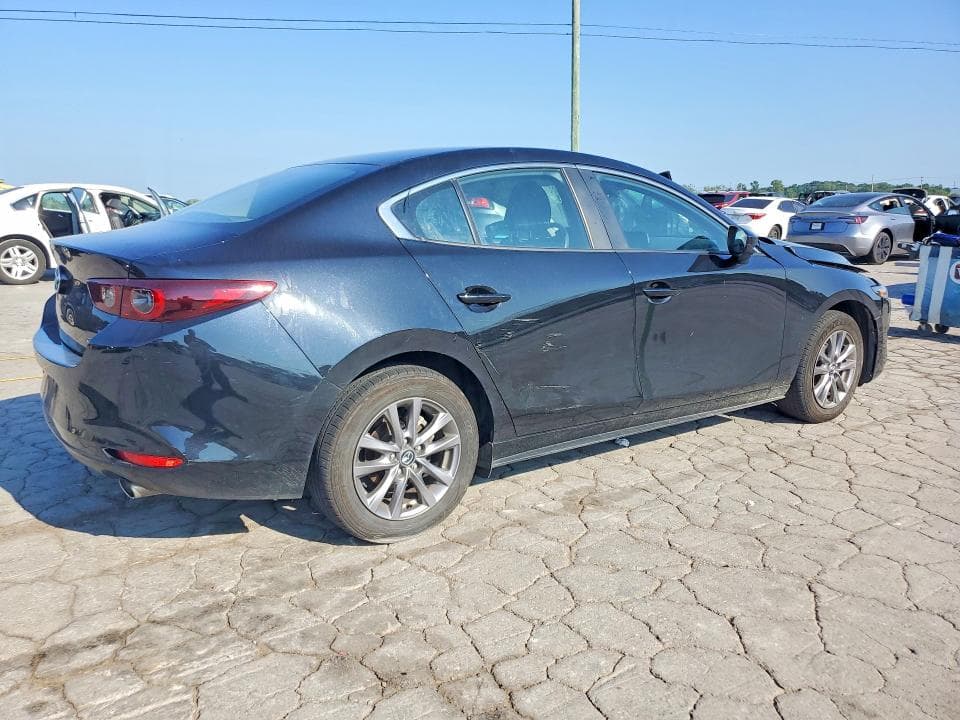 2022 MAZDA 3 3