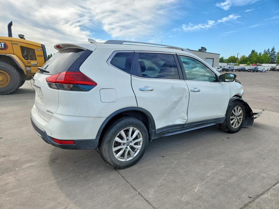 2019 NISSAN ROGUE SV 3