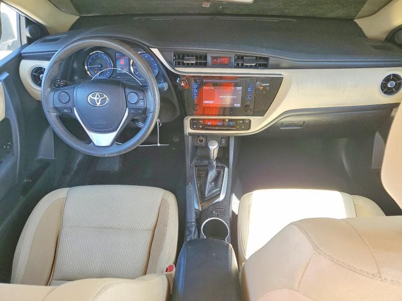 2017 TOYOTA COROLLA LE 8