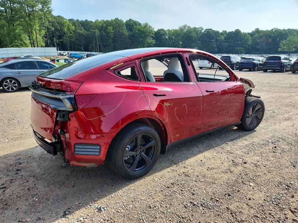 2026 TESLA MODEL Y 3