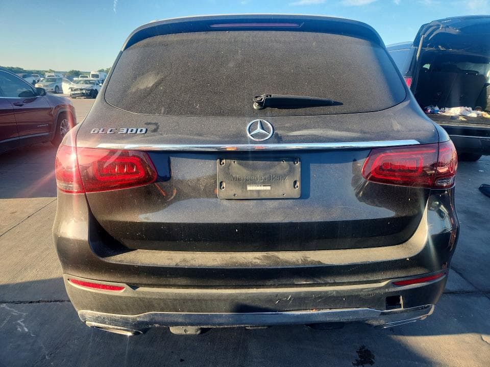 2020 MERCEDES-BENZ GLC 300 6