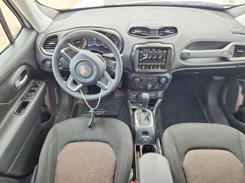 2023 JEEP RENEGADE LATITUDE 8