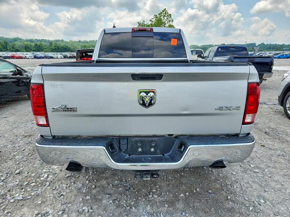 2019 RAM 1500 CLASSIC SLT 6