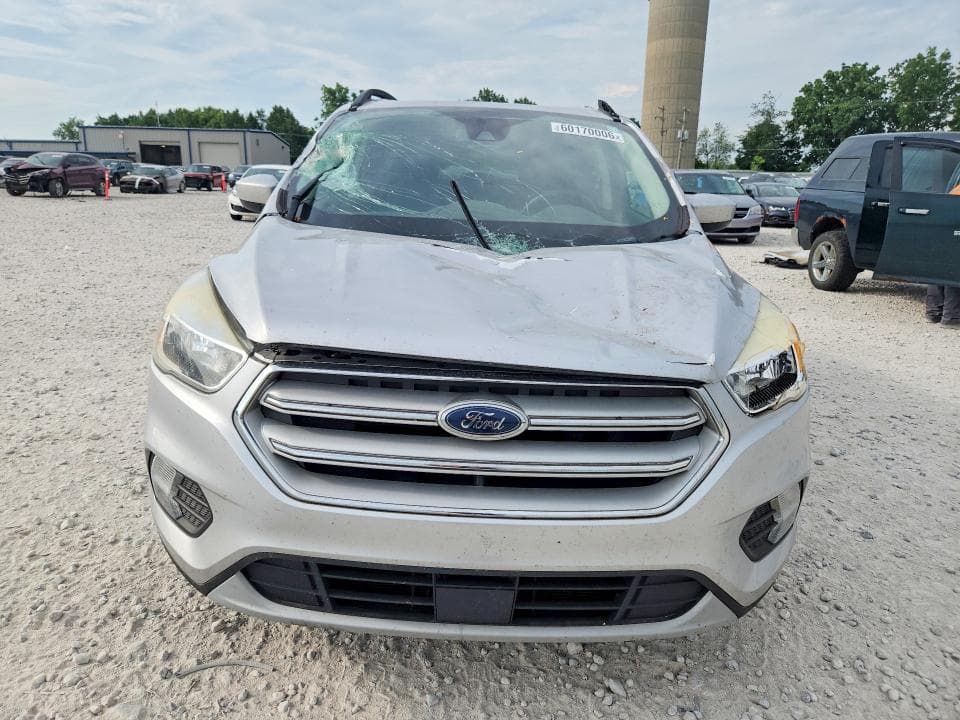 2018 FORD ESCAPE SE 5