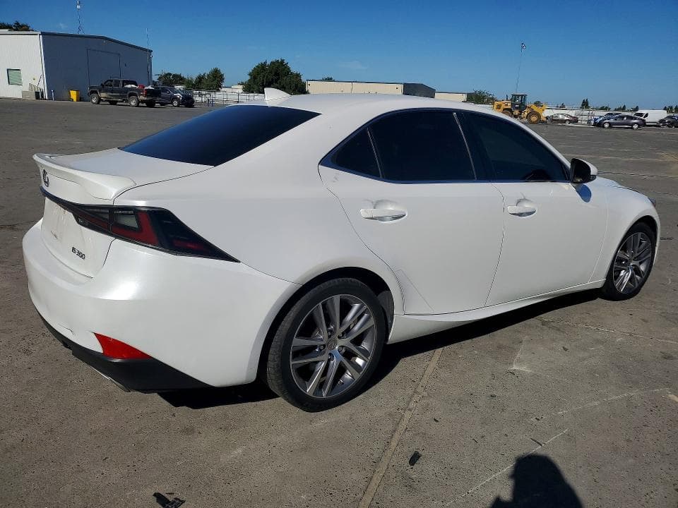 2019 LEXUS IS 300 3