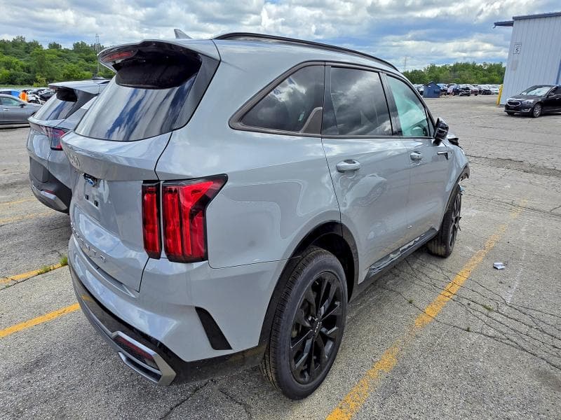 2022 KIA SORENTO SX 3