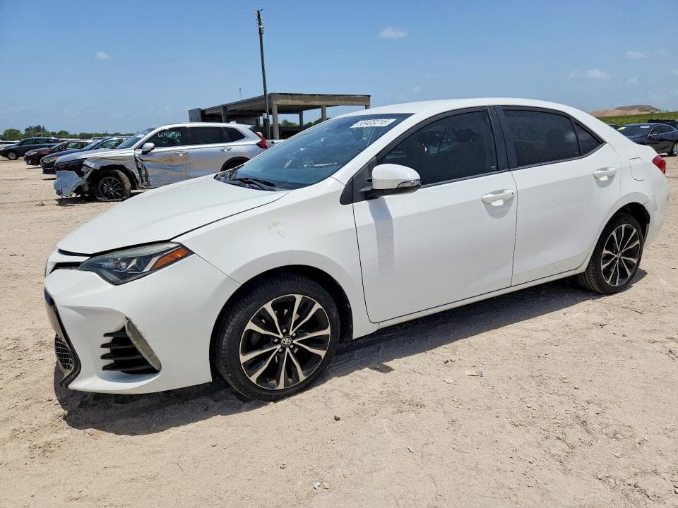 2017 TOYOTA COROLLA SE - 1