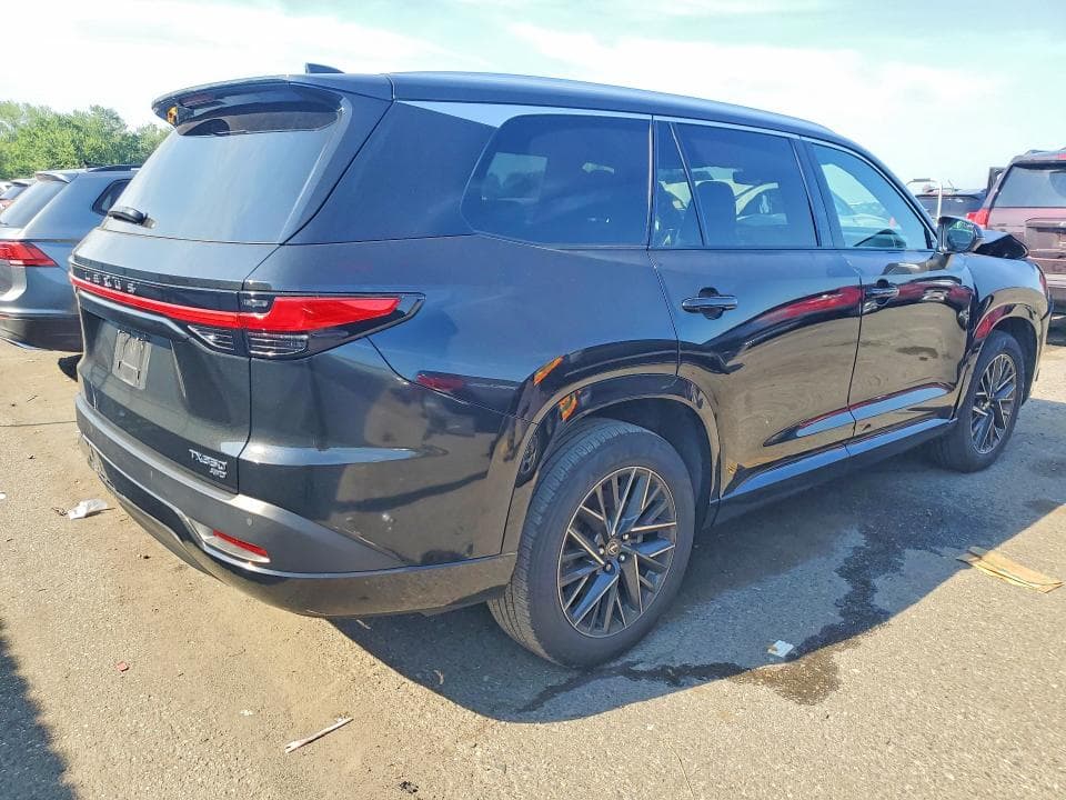 2025 LEXUS TX 3