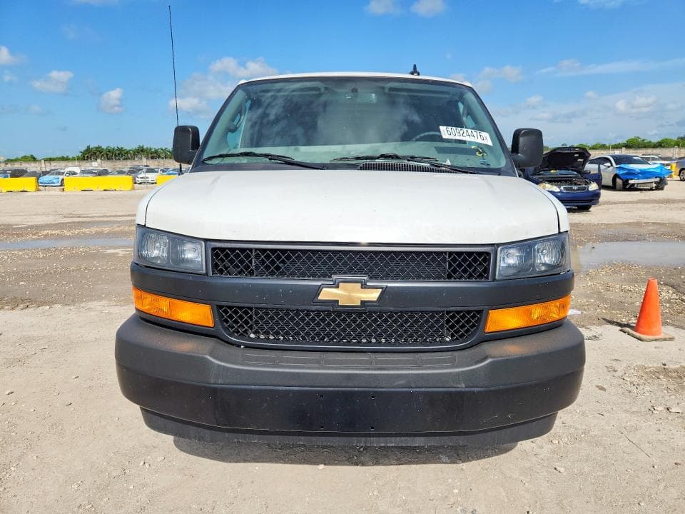 2025 CHEVROLET EXPRESS G2500 5
