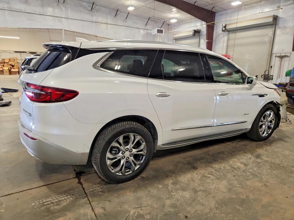 2018 BUICK ENCLAVE AVENIR 3