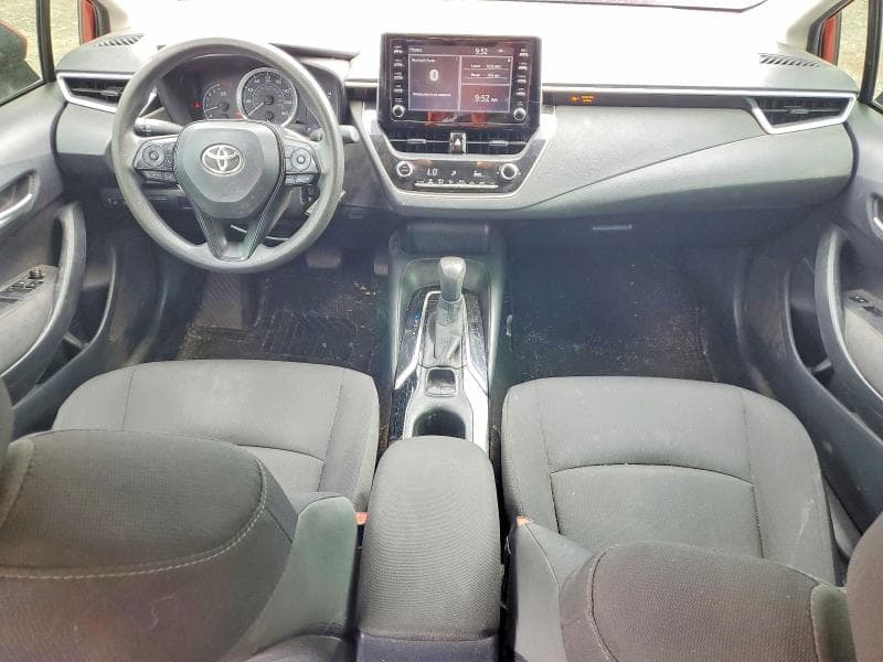 2020 TOYOTA COROLLA LE 8