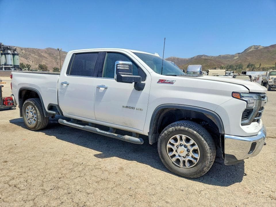 2024 CHEVROLET SILVERADO 3500 LTZ CREW CAB 4WD DIESEL 4