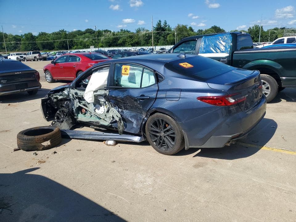2026 TOYOTA CAMRY SE 2