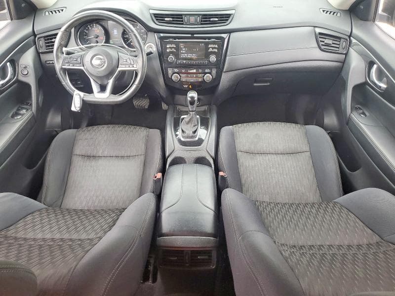 2017 NISSAN ROGUE SV 8