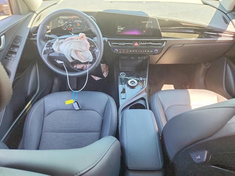 2025 KIA NIRO WIND 8