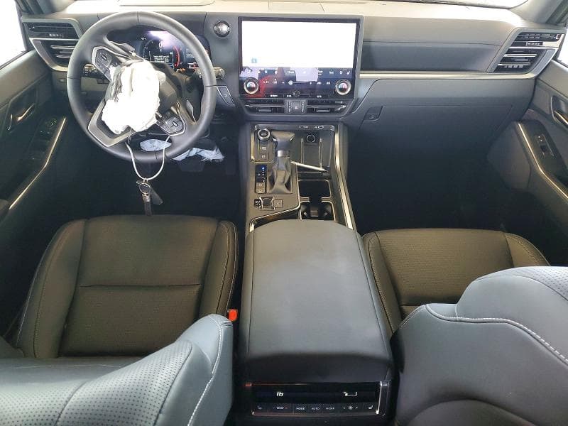 2025 LEXUS GX 550 LUXURY+ 8