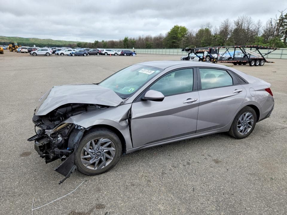 2024 HYUNDAI ELANTRA SEL - 1