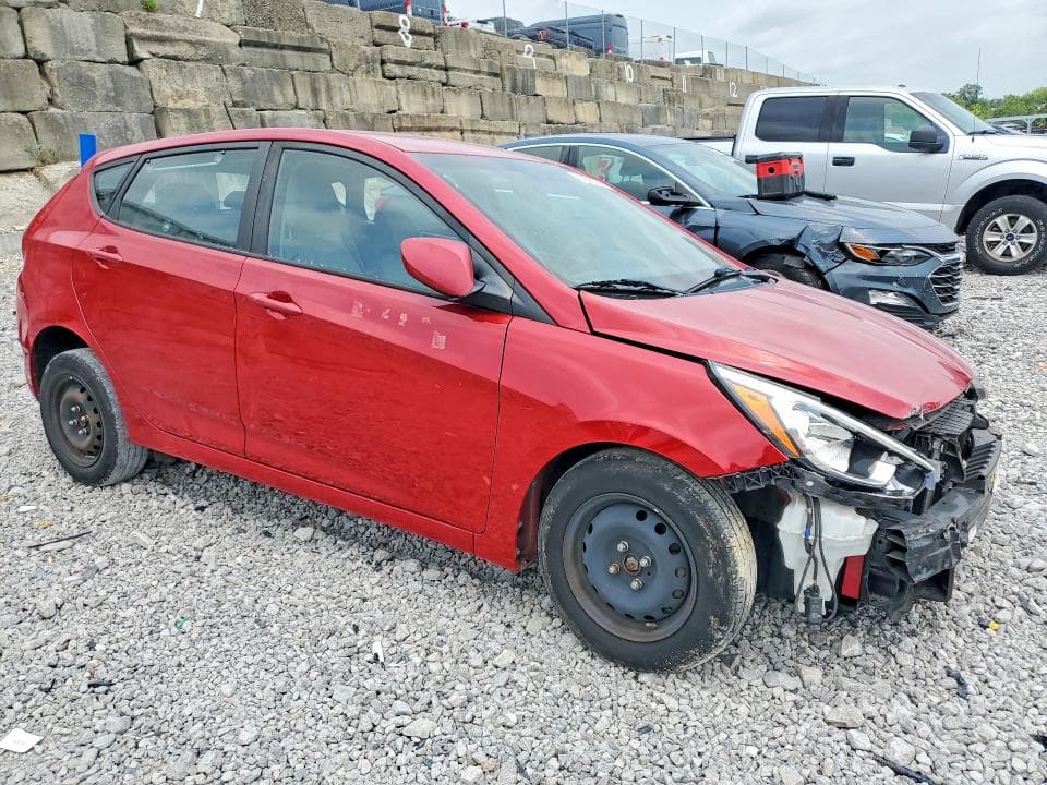 2017 HYUNDAI ACCENT SE 4