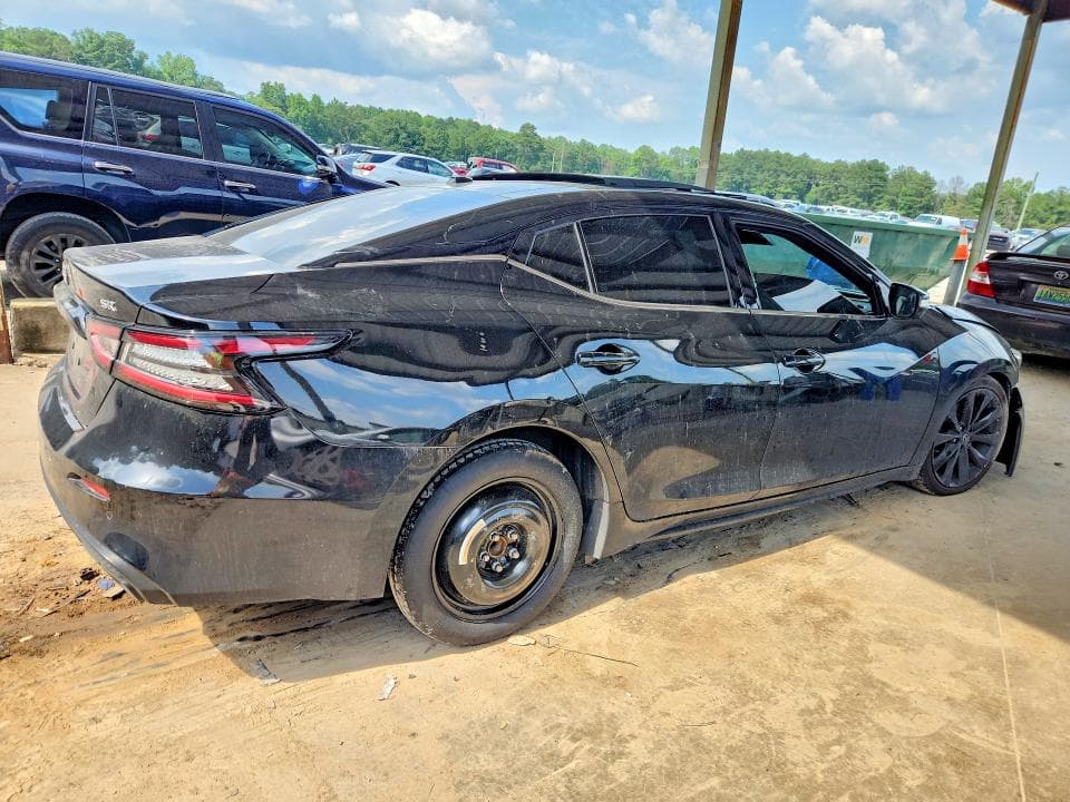 2023 NISSAN MAXIMA SR 3